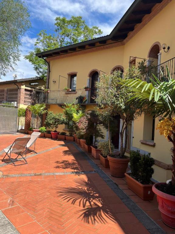 Monolocale Dalia Abbadesse Guest House Milan Extérieur photo