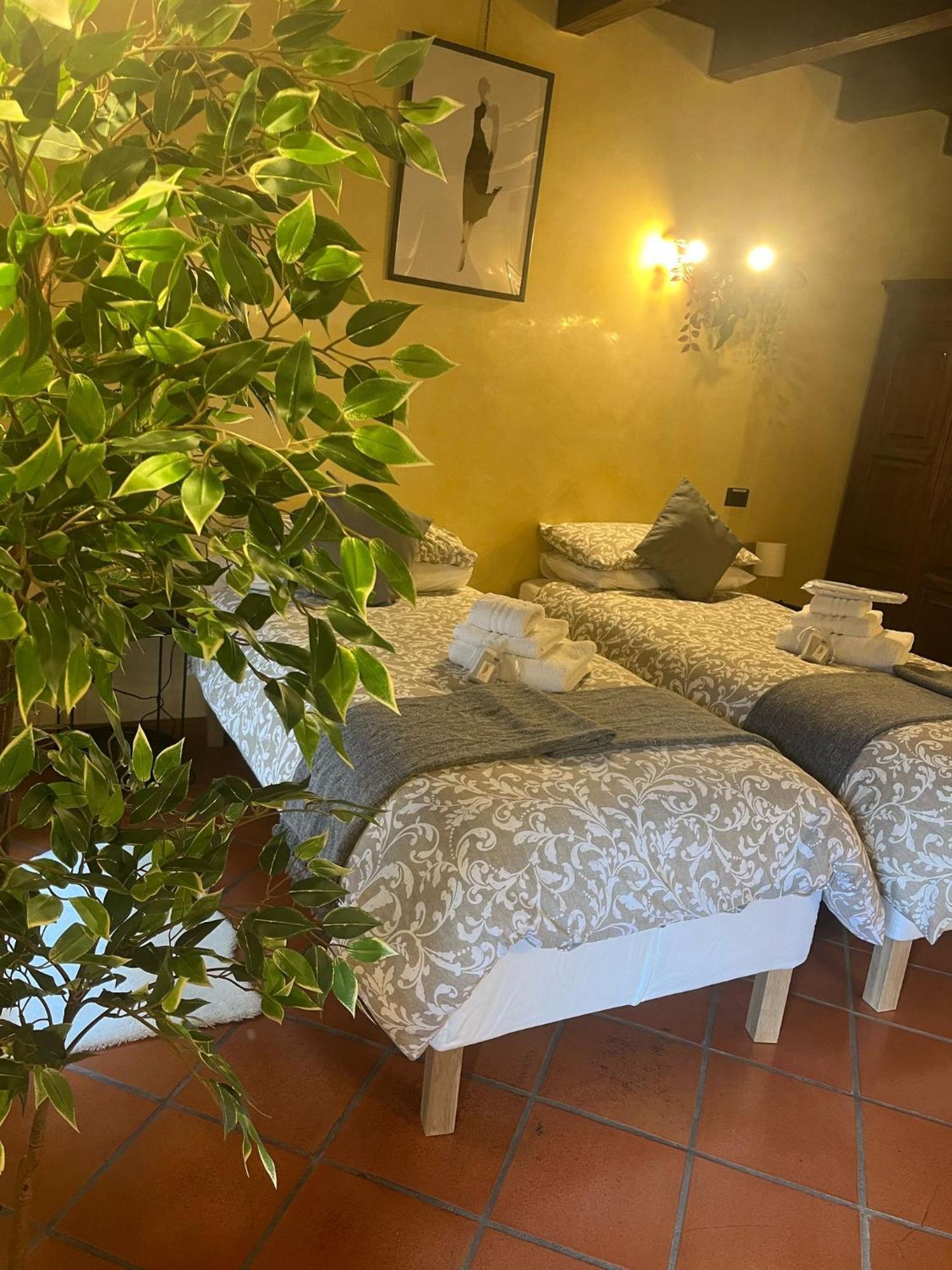 Monolocale Dalia Abbadesse Guest House Milan Extérieur photo
